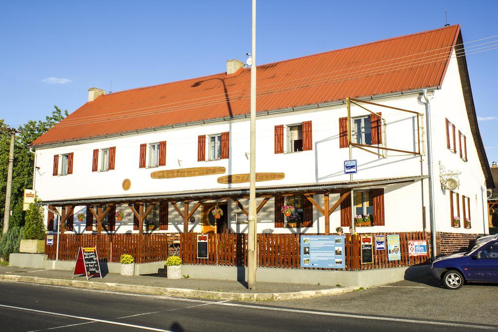 Pension U Pristavu Pomezi nad Ohri Exterior photo